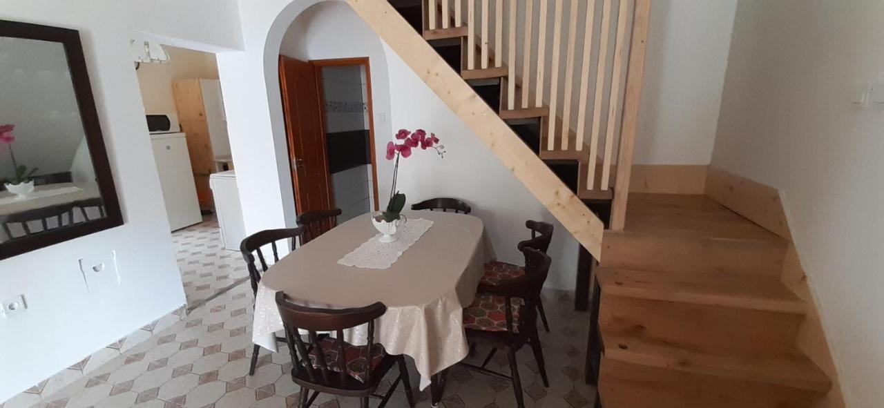 Villa Thomas Nyaralo Balatonmáriafürdő Exterior foto